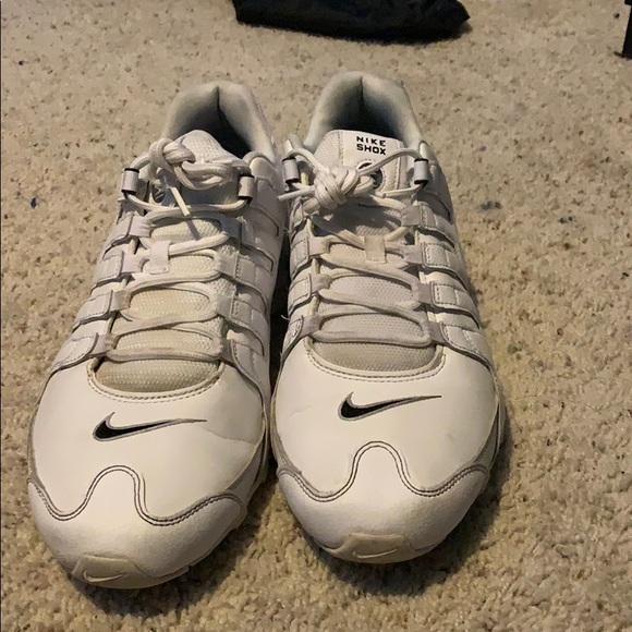 Nike shox shoes - Picture 2 of 5
